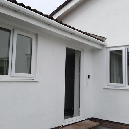 Rumney House Villa Cardiff Phòng bức ảnh